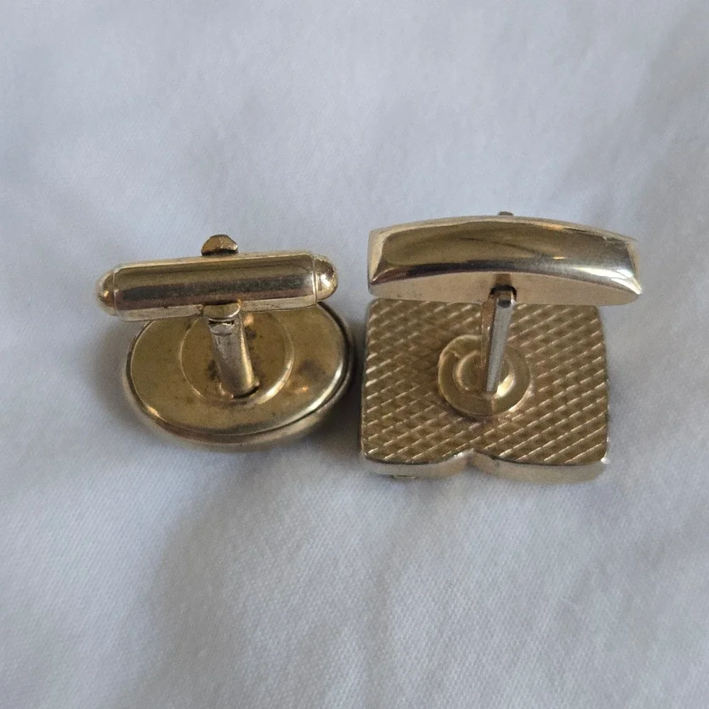 VTG Mismatched Eclectic Cufflinks Red Brown Gold Men's OS Jewelry Pair Unbranded